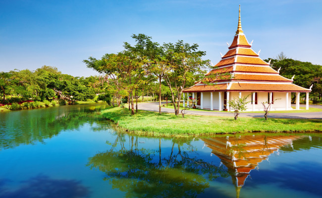 The Mondop Housing Footprints of the Lord Buddha, Thailand